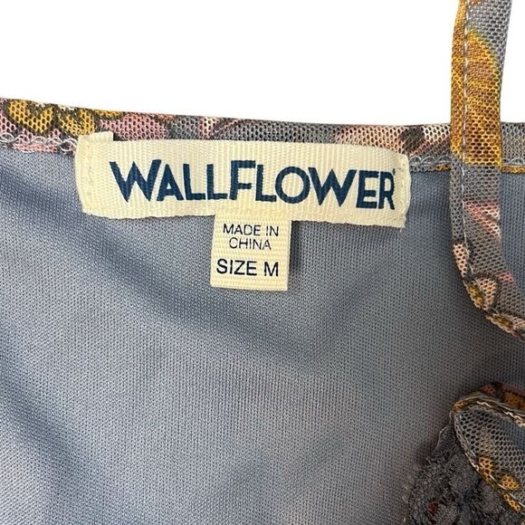 Wallflower Lavender Lace Floral Sleeveless Mini Dress Size Medium - Picture 7 of 8